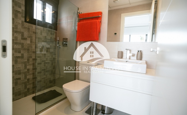 Herverkoop - Villa - Orihuela Costa - Lomas De Cabo Roig