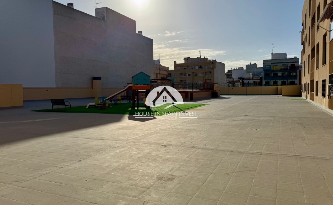 Herverkoop - Appartement - Torrevieja - Centro