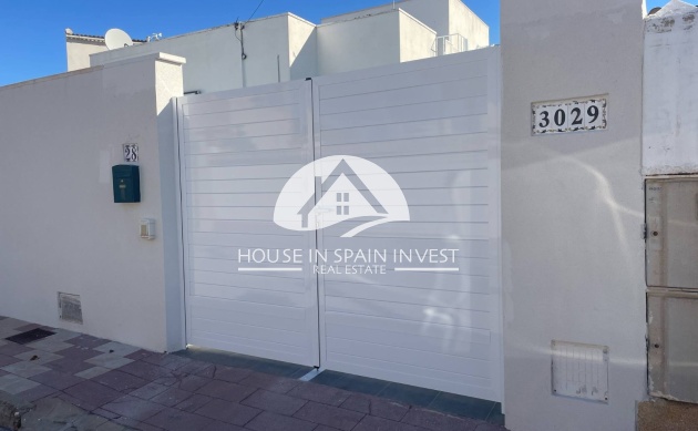 Resale - Villa - Torrevieja - La Siesta - El Chaparral - San Luis