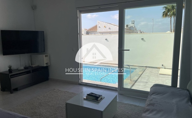 Resale - Villa - Torrevieja - La Siesta - El Chaparral - San Luis