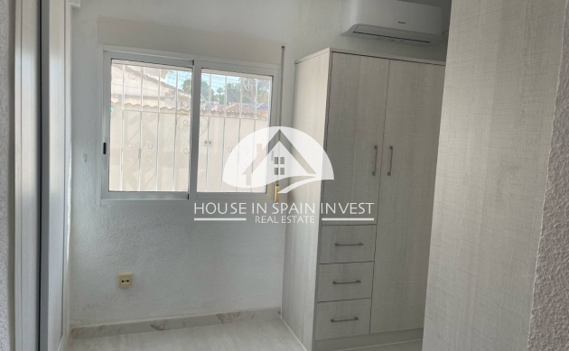 Resale - Villa - Torrevieja - La Siesta - El Chaparral - San Luis