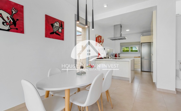 Herverkoop - Villa - Orihuela Costa - Vistabella