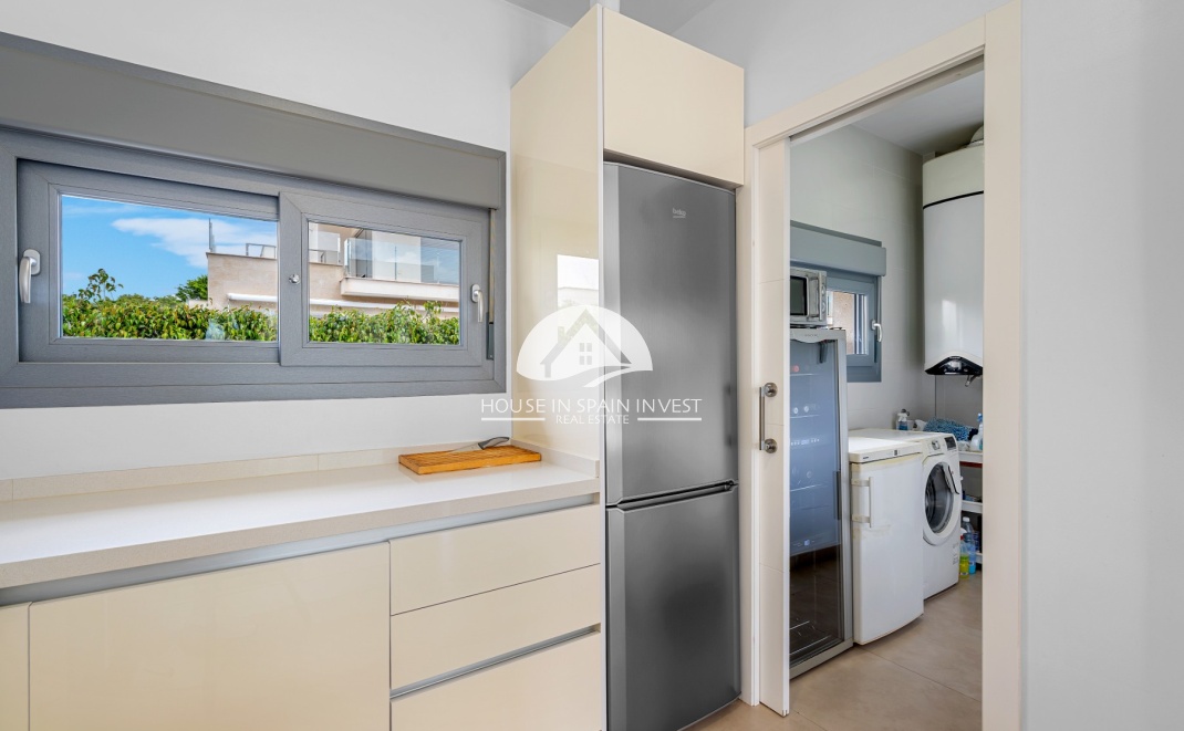 Herverkoop - Villa - Orihuela Costa - Vistabella