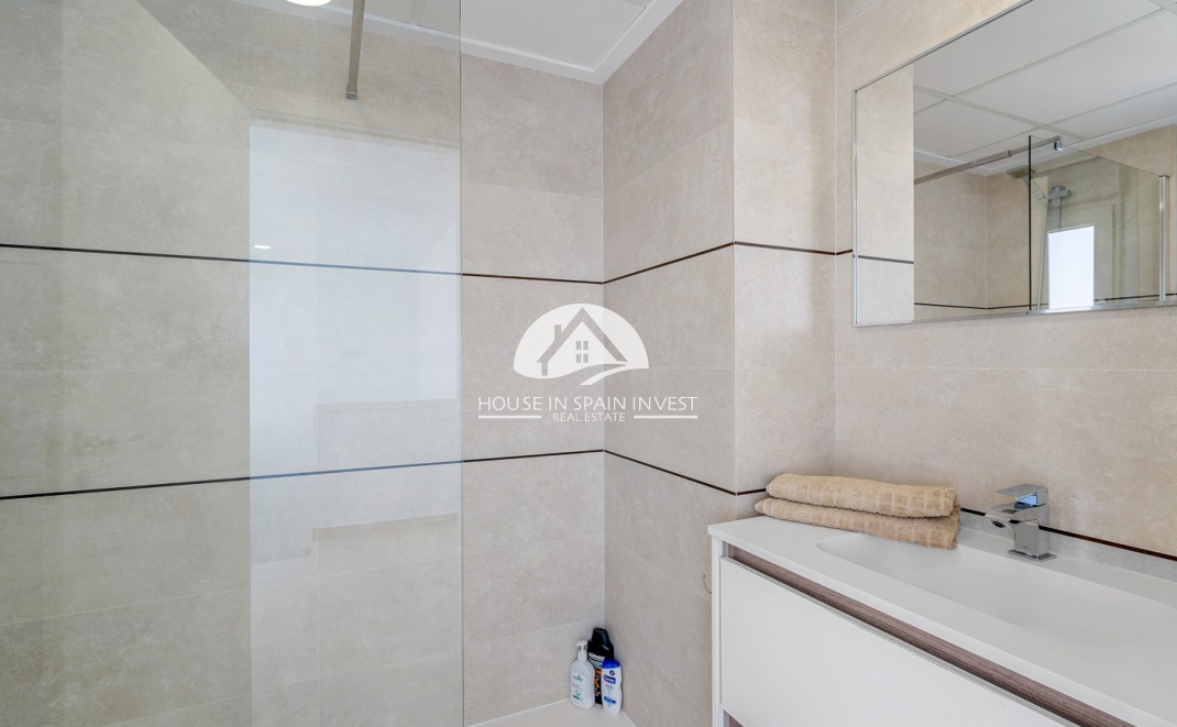 Herverkoop - Villa - Orihuela Costa - Vistabella