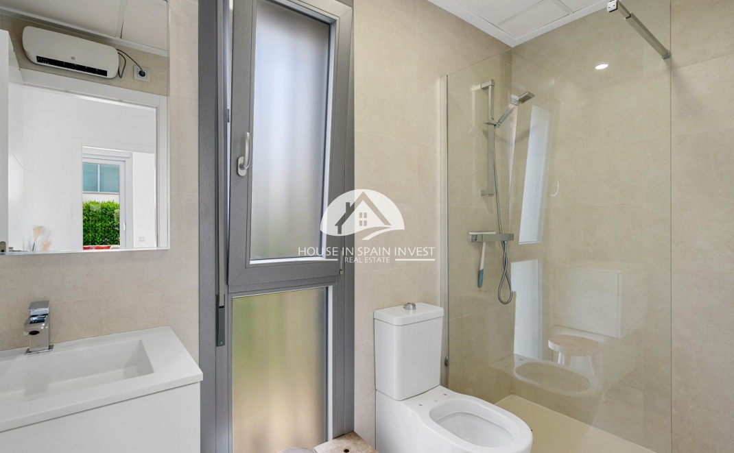 Herverkoop - Villa - Orihuela Costa - Vistabella