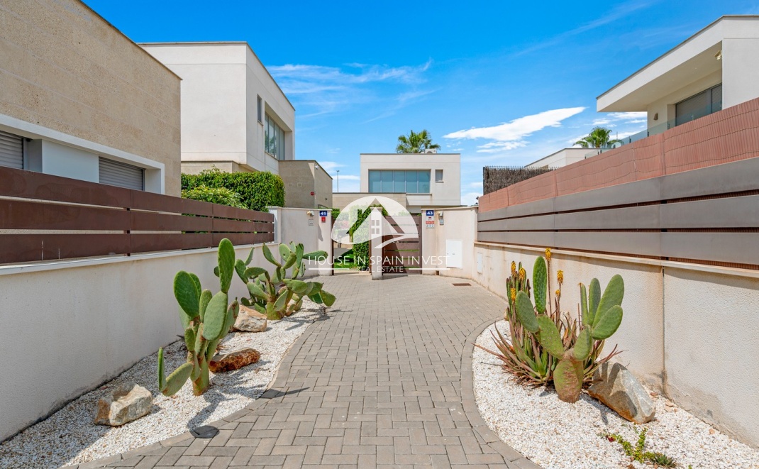 Herverkoop - Villa - Orihuela Costa - Vistabella