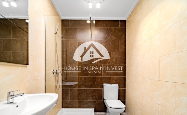 Resale - Townhouse - Torrevieja - Los Balcones  