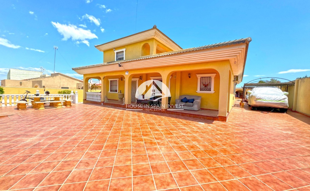 Herverkoop - Villa - Torrevieja - Los Balcones  