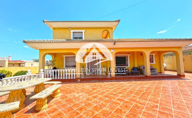 Herverkoop - Villa - Torrevieja - Los Balcones  