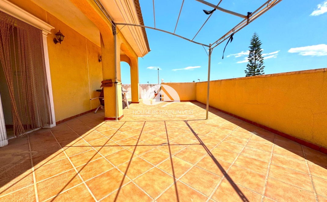 Herverkoop - Villa - Torrevieja - Los Balcones  