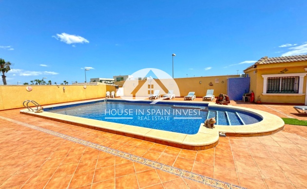 Herverkoop - Villa - Torrevieja - Los Balcones  