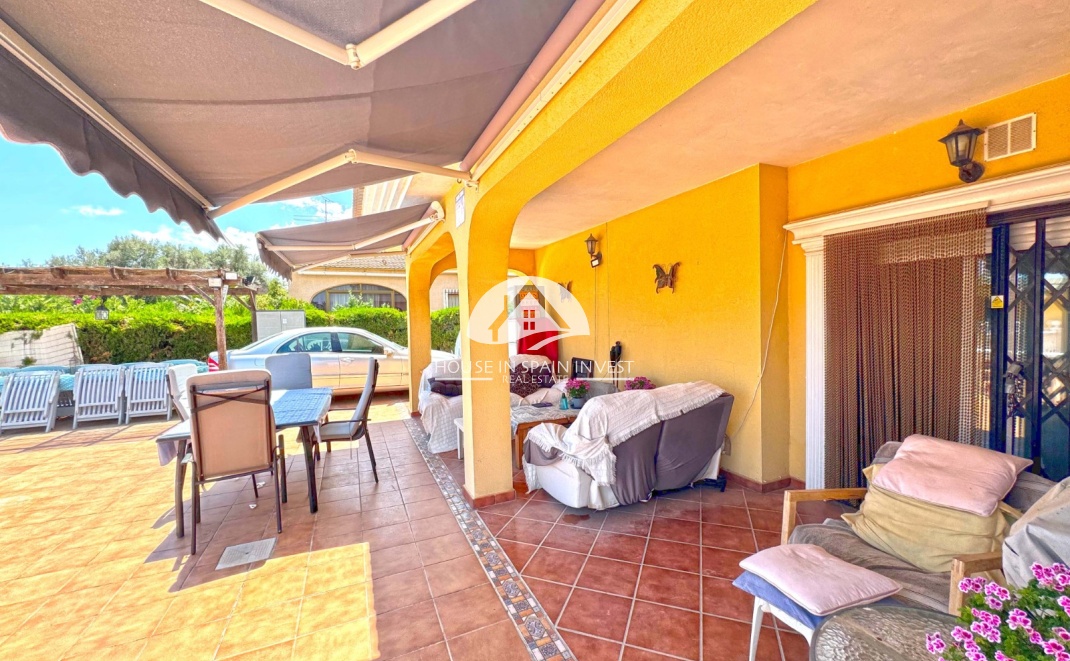 Herverkoop - Villa - Torrevieja - Los Balcones  