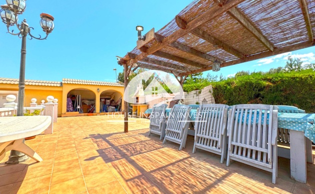 Herverkoop - Villa - Torrevieja - Los Balcones  