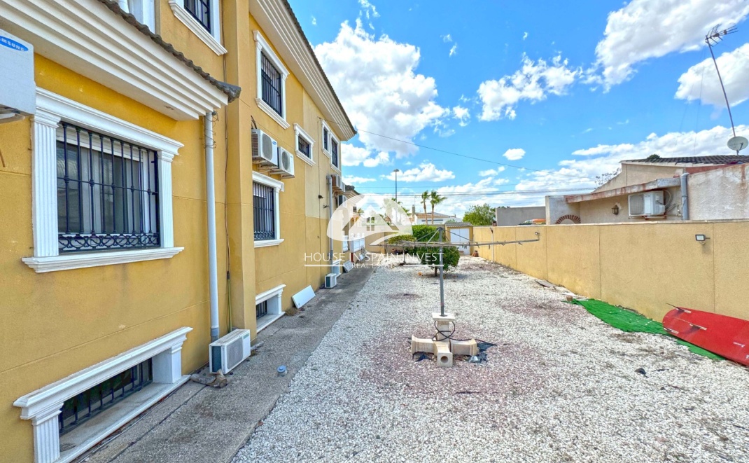 Herverkoop - Villa - Torrevieja - Los Balcones  