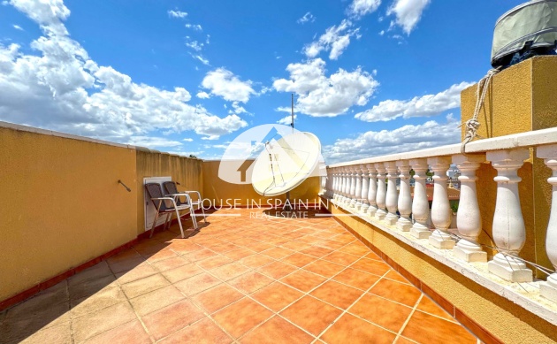 Herverkoop - Villa - Torrevieja - Los Balcones  