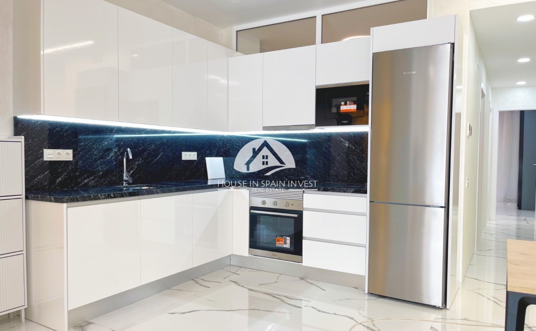 Herverkoop - Appartement - Torrevieja - Playa del Cura