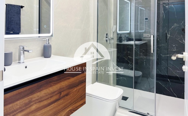 Herverkoop - Appartement - Torrevieja - Playa del Cura