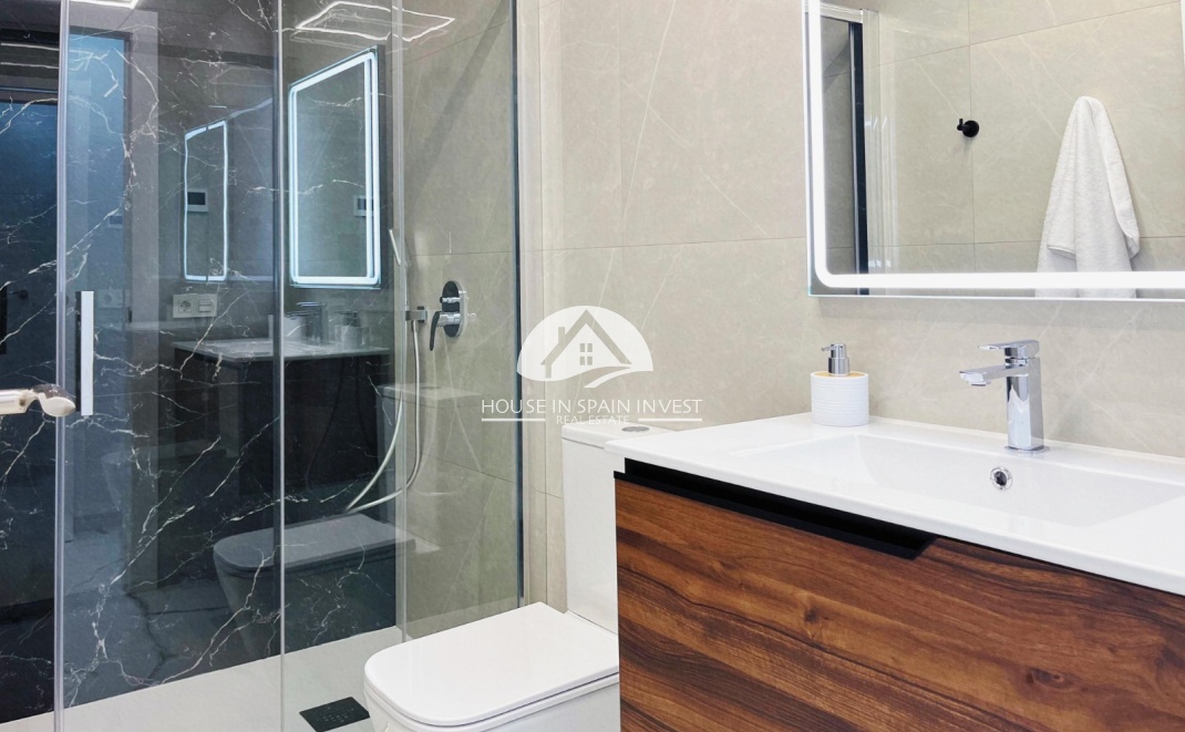 Herverkoop - Appartement - Torrevieja - Playa del Cura