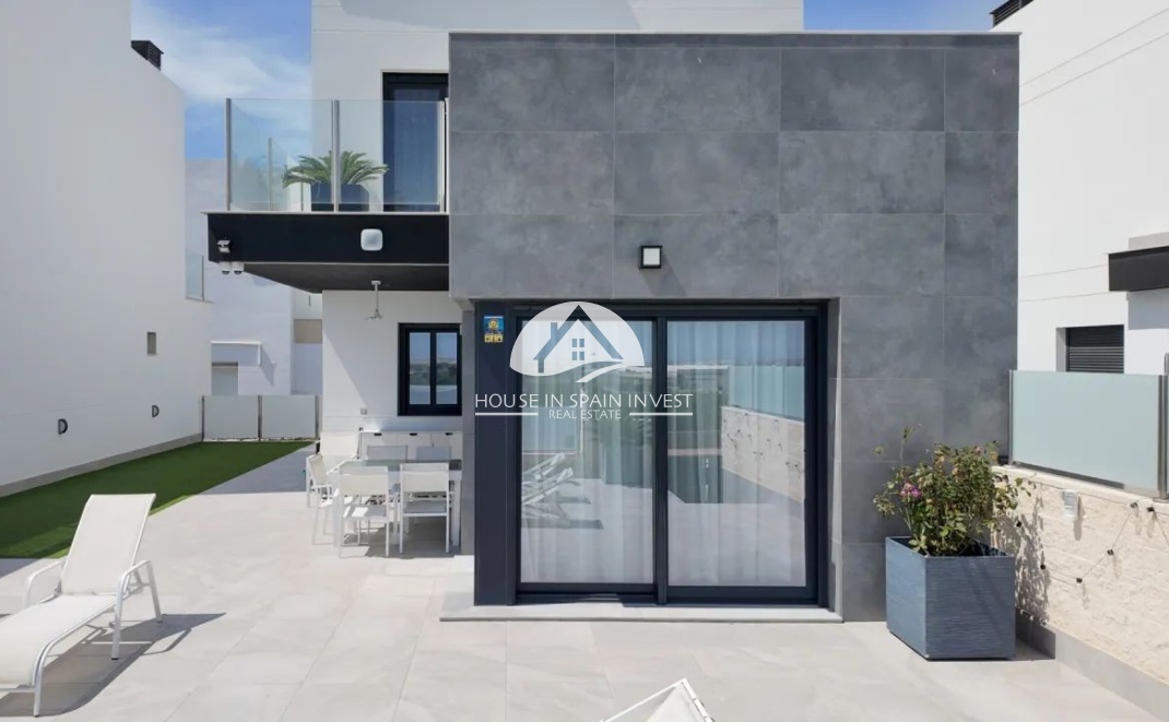 Herverkoop - Villa - Torrevieja - Los Balcones  