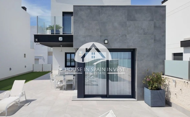 Herverkoop - Villa - Torrevieja - Los Balcones  