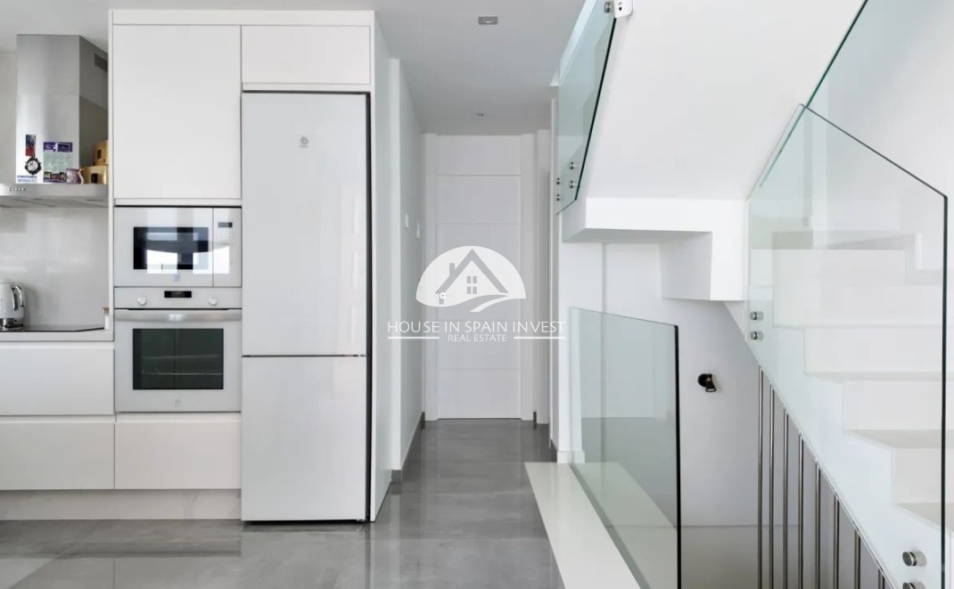 Herverkoop - Villa - Torrevieja - Los Balcones  