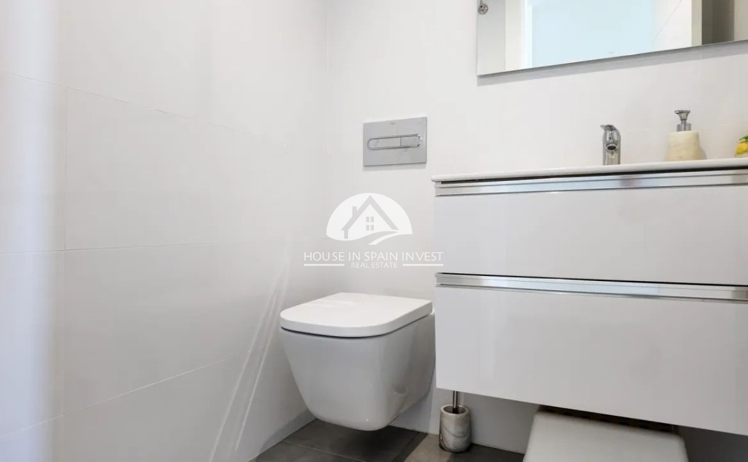 Herverkoop - Villa - Torrevieja - Los Balcones  