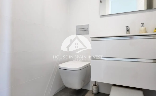 Herverkoop - Villa - Torrevieja - Los Balcones  