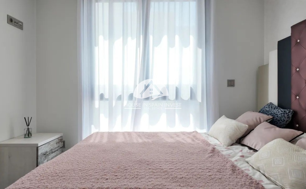 Herverkoop - Villa - Torrevieja - Los Balcones  