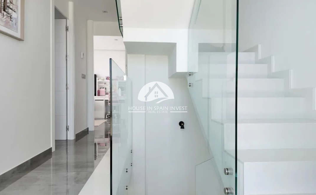 Herverkoop - Villa - Torrevieja - Los Balcones  