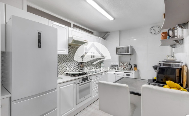 Resale - Apartment  - Torrevieja - Playa del Cura