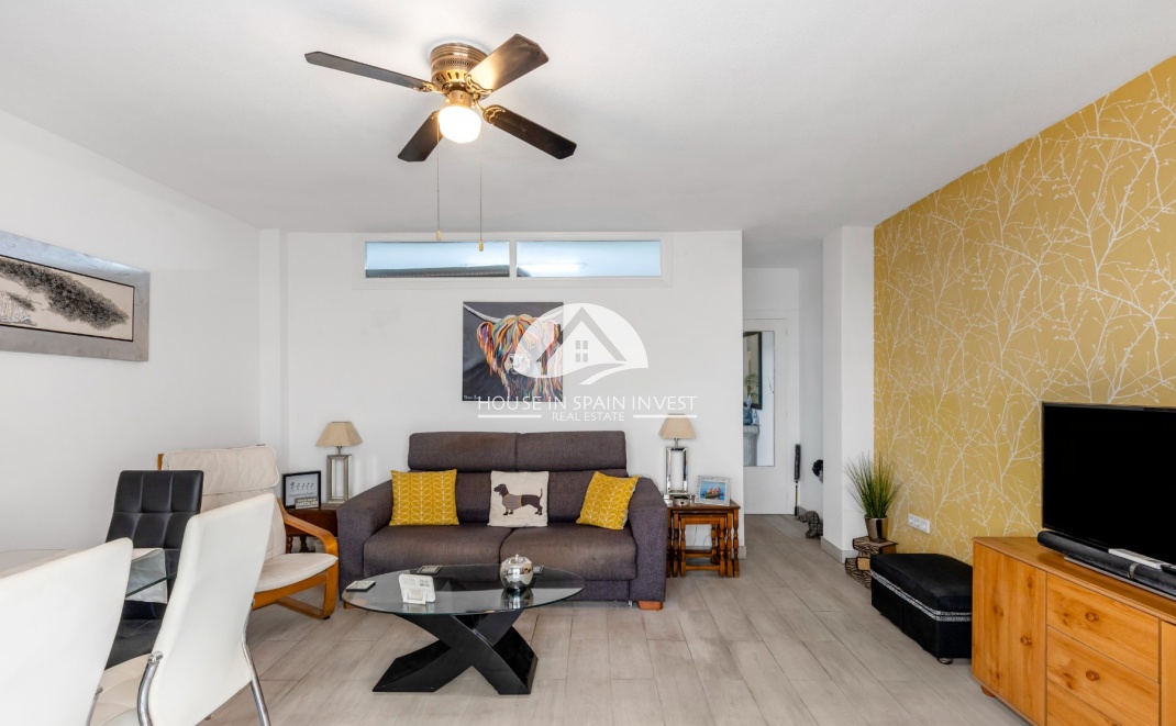 Resale - Apartment  - Torrevieja - Playa del Cura