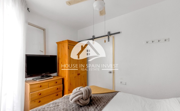 Resale - Apartment  - Torrevieja - Playa del Cura