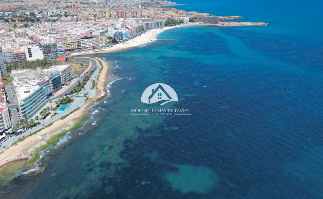 Resale - Apartment  - Torrevieja - Playa del Cura