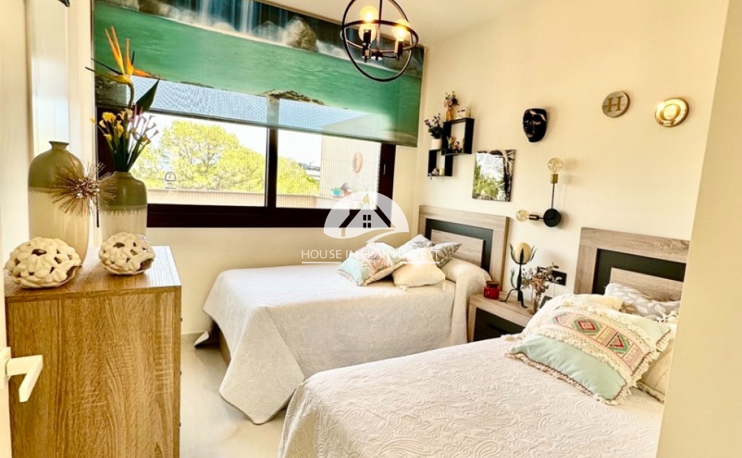 Resale - Townhouse - Torrevieja - Los Balcones  