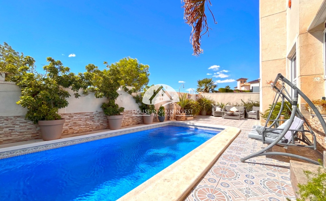 Reventa - Chalet - Orihuela Costa - La Zenia