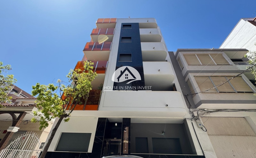 Resale - Apartment  - Torrevieja - Centro