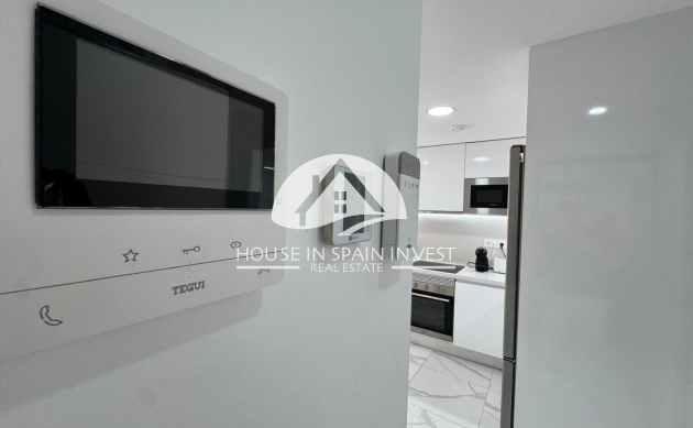 Resale - Apartment  - Torrevieja - Centro