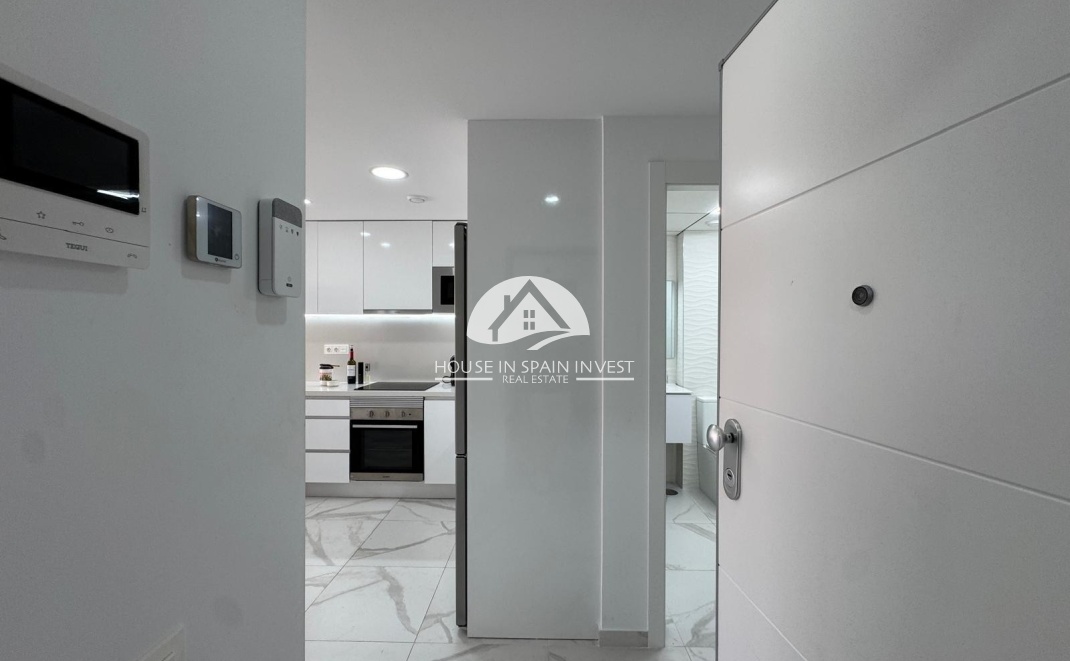 Resale - Apartment  - Torrevieja - Centro