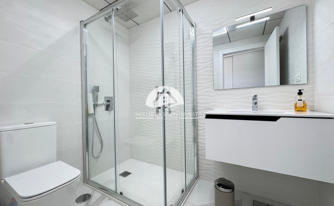 Resale - Apartment  - Torrevieja - Centro