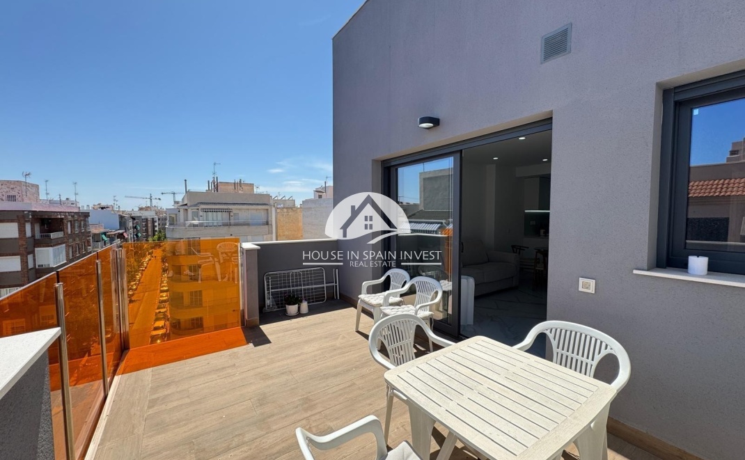 Resale - Apartment  - Torrevieja - Centro