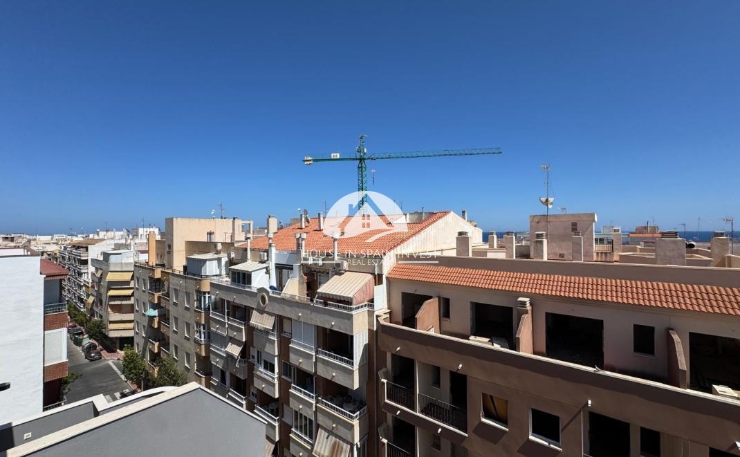 Resale - Apartment  - Torrevieja - Centro