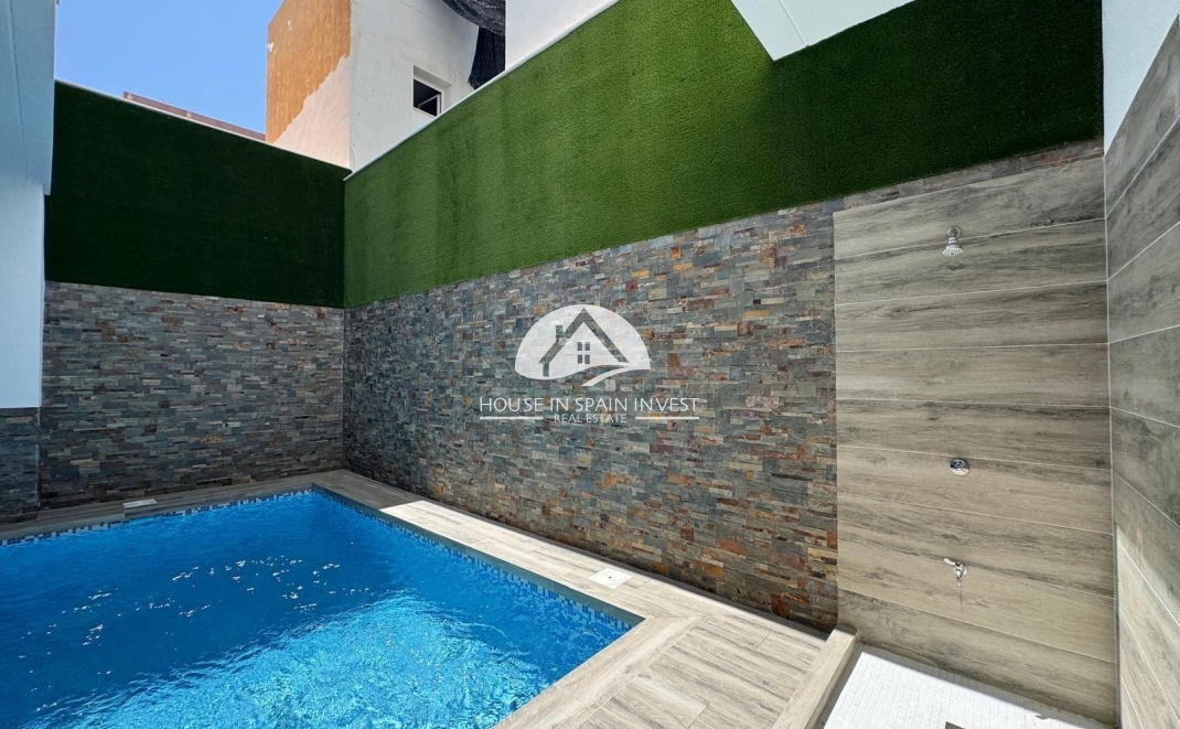 Resale - Apartment  - Torrevieja - Centro