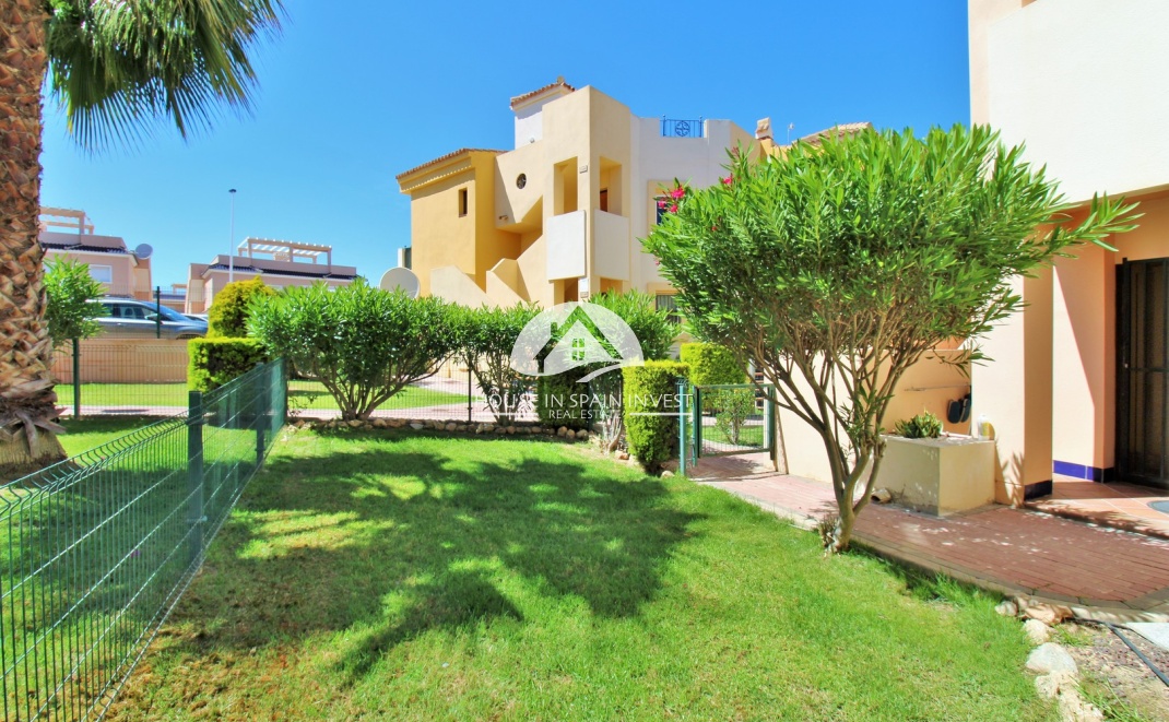 Resale - Apartment  - Torrevieja - Punta Prima  