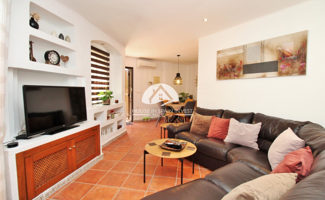 Resale - Apartment  - Torrevieja - Punta Prima  