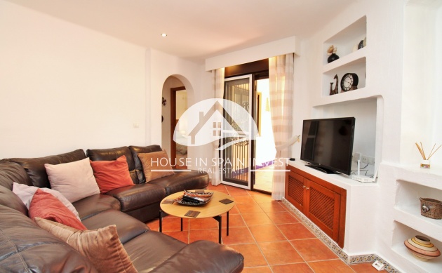 Resale - Apartment  - Torrevieja - Punta Prima  