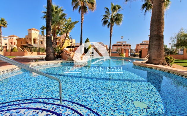 Resale - Apartment  - Torrevieja - Punta Prima  