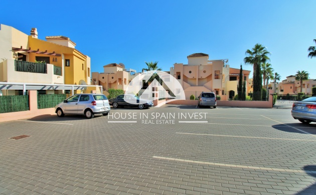 Resale - Apartment  - Torrevieja - Punta Prima  