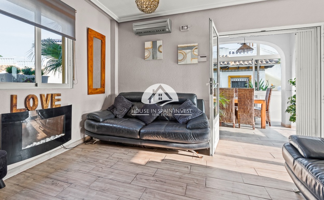 Herverkoop - Villa - Orihuela Costa - Playa Flamenca