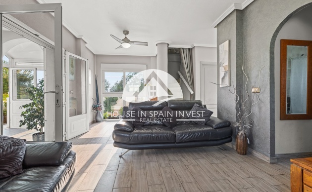 Herverkoop - Villa - Orihuela Costa - Playa Flamenca