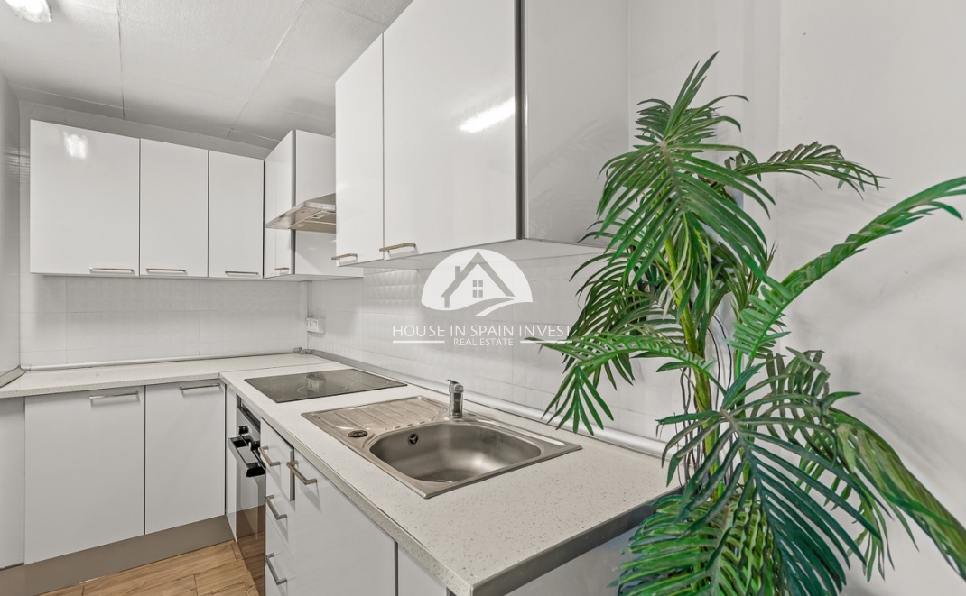 Herverkoop - Villa - Orihuela Costa - Playa Flamenca